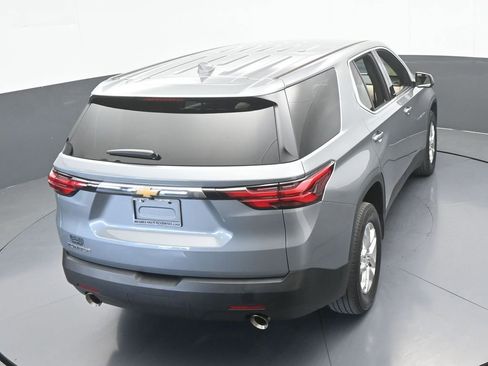 Used 2023 Chevrolet Traverse LS FWD image 48