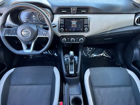 Used 2020 Nissan Versa SV image 26