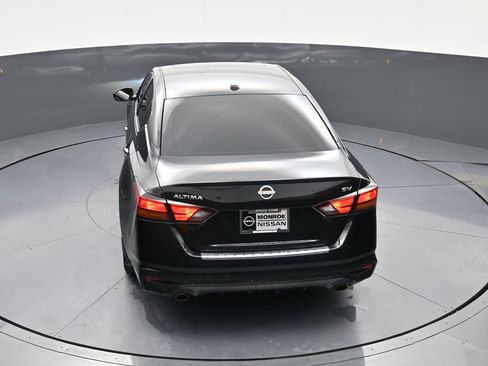 Used 2023 Nissan Altima 2.5 SV w/ SV Premium Package FWD image 29