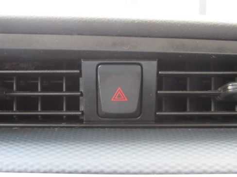 Used 2021 Nissan Kicks S image 35