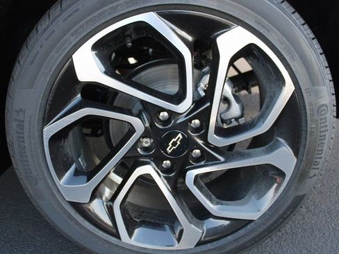 New 2026 Chevrolet Trax RS w/ Driver Confidence Package image 9