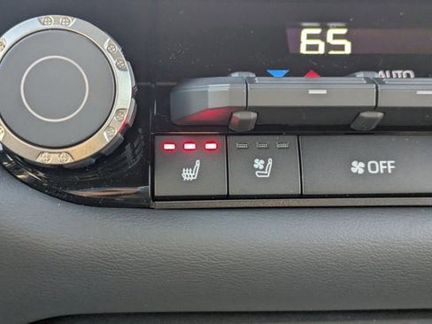 New 2026 Toyota Tundra Platinum image 22