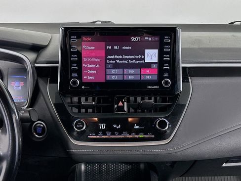 Used 2020 Toyota Corolla SE image 14
