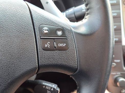 Used 2008 Lexus IS 250 w/ Premium Pkg RWD image 5