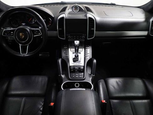 Used 2018 Porsche Cayenne GTS image 26