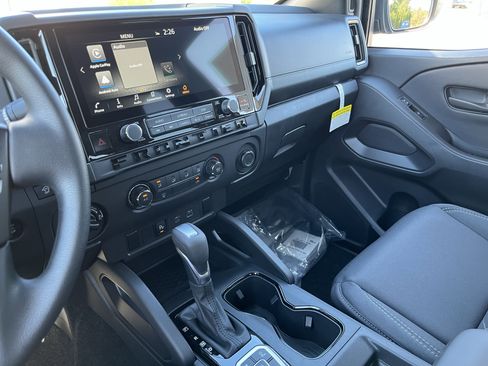 New 2026 Nissan Frontier SV w/ Tow Package image 25