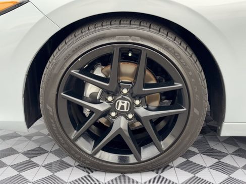 Used 2025 Honda Civic Sport image 13