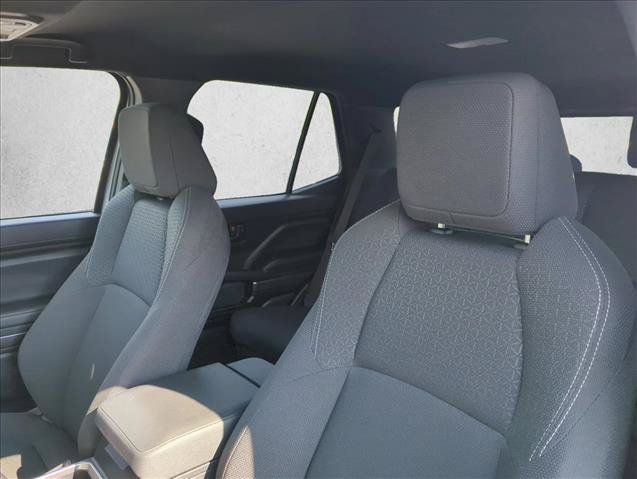 Certified 2025 Toyota 4Runner SR5 AWD/4WD image 14