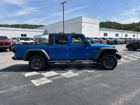 Used 2020 Jeep Gladiator Rubicon AWD/4WD image 2
