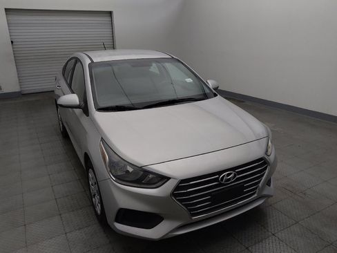 Used 2020 Hyundai Accent SE FWD image 14