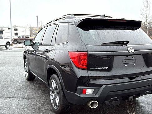 Used 2023 Honda Passport EX-L image 10