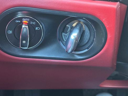 Certified 2022 Porsche Macan S image 24