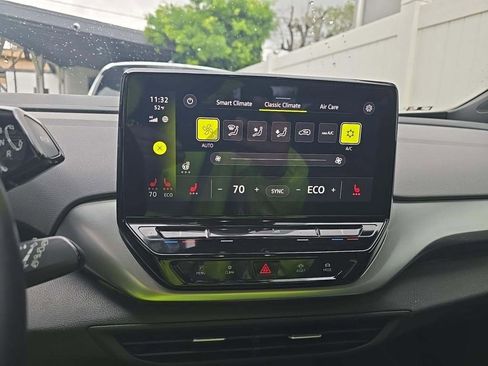 Used 2022 Volkswagen ID.4 Pro image 10