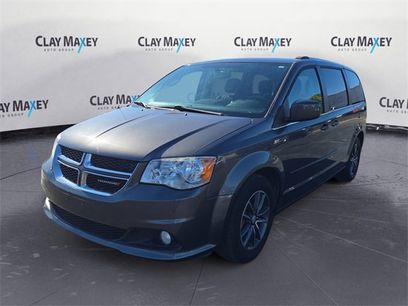 Used 2017 Dodge Grand Caravan SXT