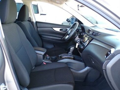 Used 2017 Nissan Rogue Sport S w/ S Appearance Package FWD image 28