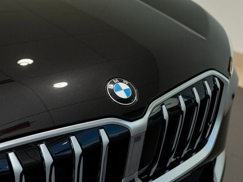 Used 2025 BMW X1 xDrive28i w/ Technology Package AWD/4WD image 7