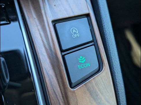 Certified 2022 Honda CR-V Touring image 19