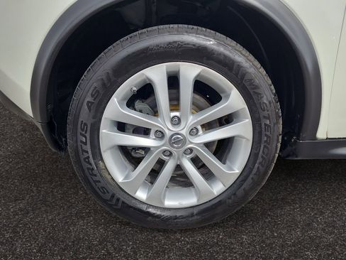 Used 2012 Nissan Juke SL AWD/4WD image 14