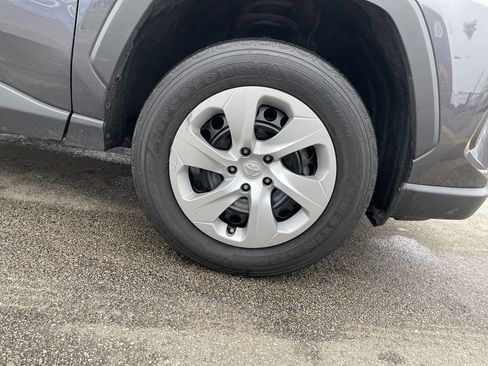 Used 2024 Toyota RAV4 LE image 11