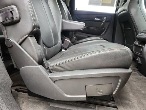 Used 2017 GMC Acadia Limited SLT AWD/4WD image 32