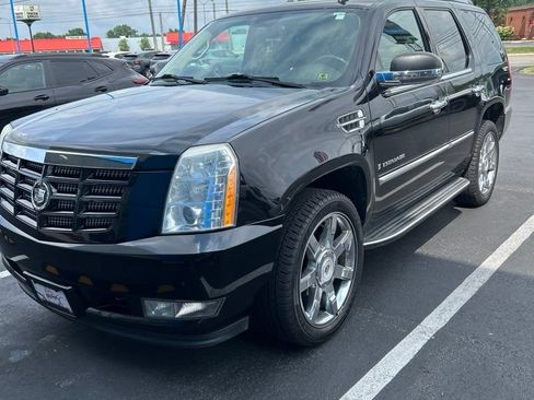 Used 2009 Cadillac Escalade AWD image 1