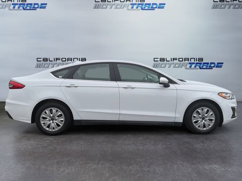 Used 2020 Ford Fusion S image 4