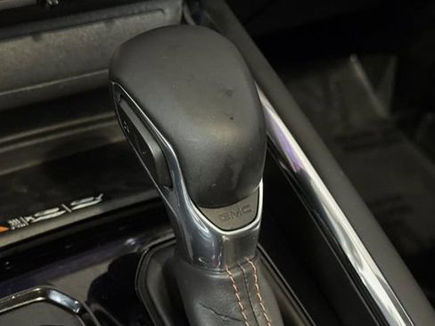 Used 2025 GMC Canyon AT4 w/ Technology Plus Package image 34