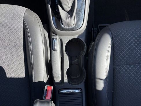 Certified 2022 Buick Encore Preferred w/ Safety Package image 24