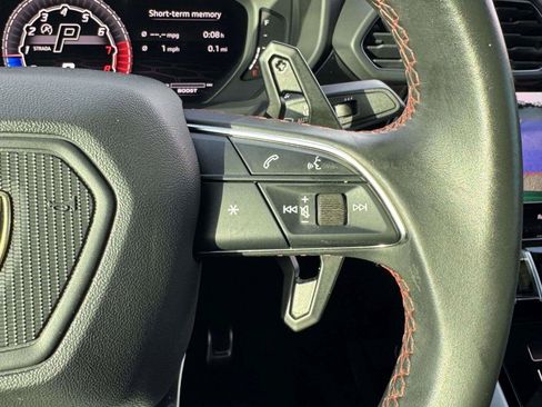 Used 2021 Lamborghini Urus AWD/4WD image 39