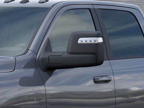 New 2026 RAM 2500 Laramie AWD/4WD image 12