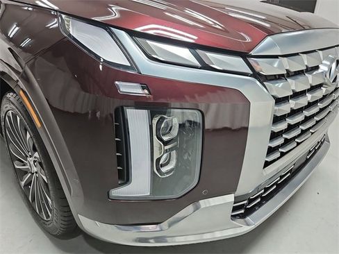 Used 2023 Hyundai Palisade Calligraphy w/ Cargo Package image 16