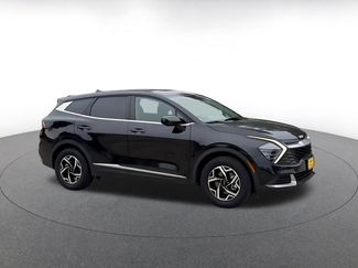 Used 2025 Kia Sportage LX FWD video 2