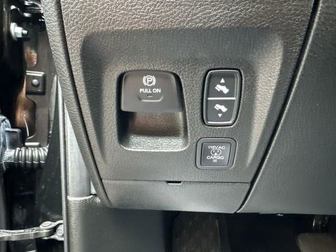 Used 2026 RAM 1500 Big Horn AWD/4WD image 32