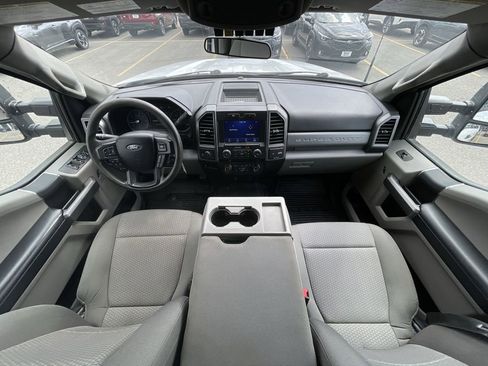 Used 2021 Ford F350 XLT AWD/4WD image 23