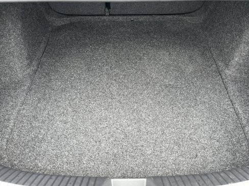 Used 2025 Volkswagen Jetta Sport image 11