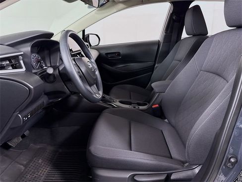 Certified 2025 Toyota Corolla LE image 6