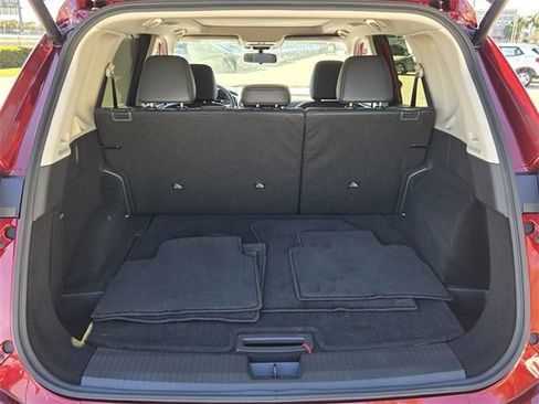 Used 2024 Nissan Rogue SV w/ SV Premium Package image 13
