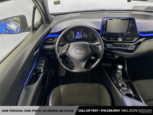 Used 2020 Toyota C-HR XLE image 21
