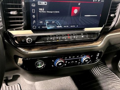 Used 2023 GMC Sierra 1500 Elevation AWD/4WD image 24