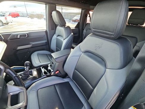 Used 2022 Ford Bronco Black Diamond w/ Sasquatch Package image 19