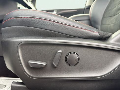 Used 2022 Ford Escape SEL w/ SEL Stealth AWD Package image 27