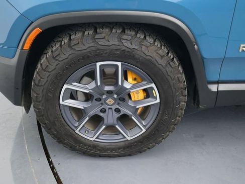 Used 2022 Rivian R1T Launch Edition image 9