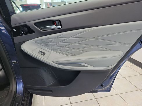 Used 2019 Toyota Avalon Limited w/ Advanced Safety Package FWD image 19