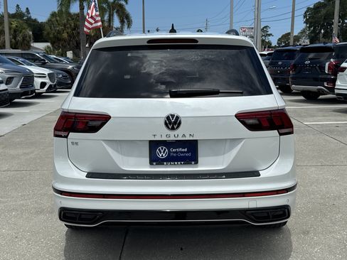 Certified 2023 Volkswagen Tiguan SE R-Line FWD image 5
