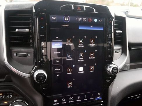 Used 2024 RAM 2500 Big Horn w/ Sport Appearance Package image 31