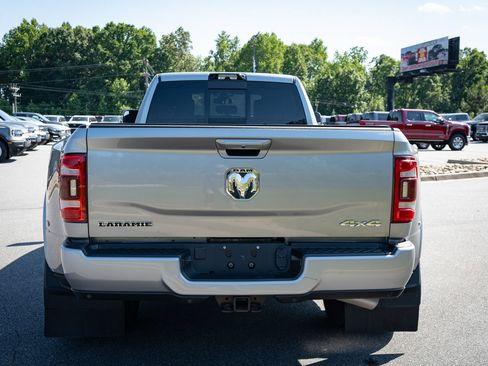 Used 2022 RAM 3500 Laramie AWD/4WD image 8