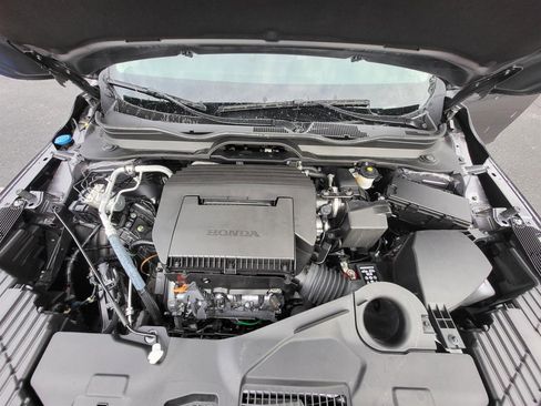 Certified 2023 Honda Pilot LX image 9