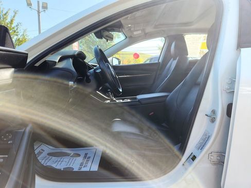 Used 2021 MAZDA MAZDA3 s image 34