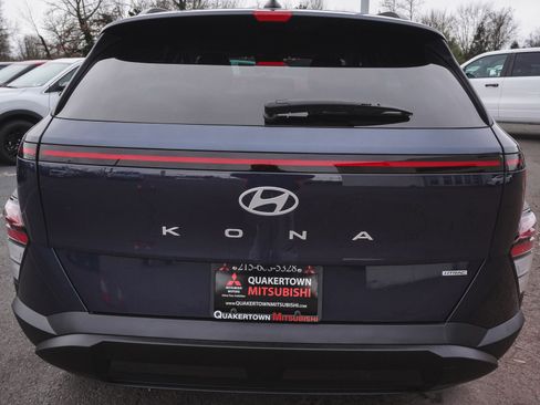 Used 2025 Hyundai Kona SEL image 6
