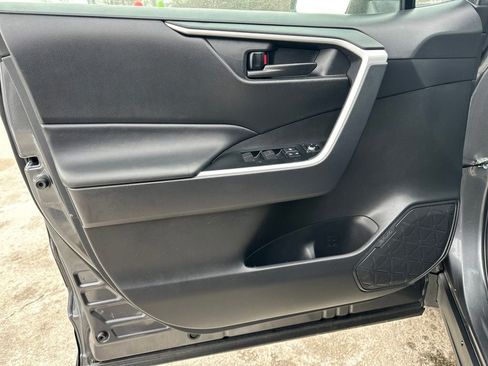 Used 2025 Toyota RAV4 LE image 10